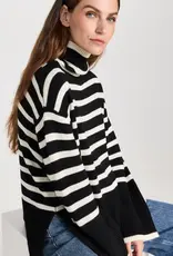 MOON RIVER MOON RIVER STRIPE TURTLE NECK KNIT TOP