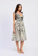 EN SAISON EN SAISON PLEATED MIDI DRESS