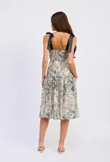 EN SAISON EN SAISON PLEATED MIDI DRESS