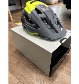 FOX Fox Speedframe Pro KLIF Helmet, AS Fluro Yellow