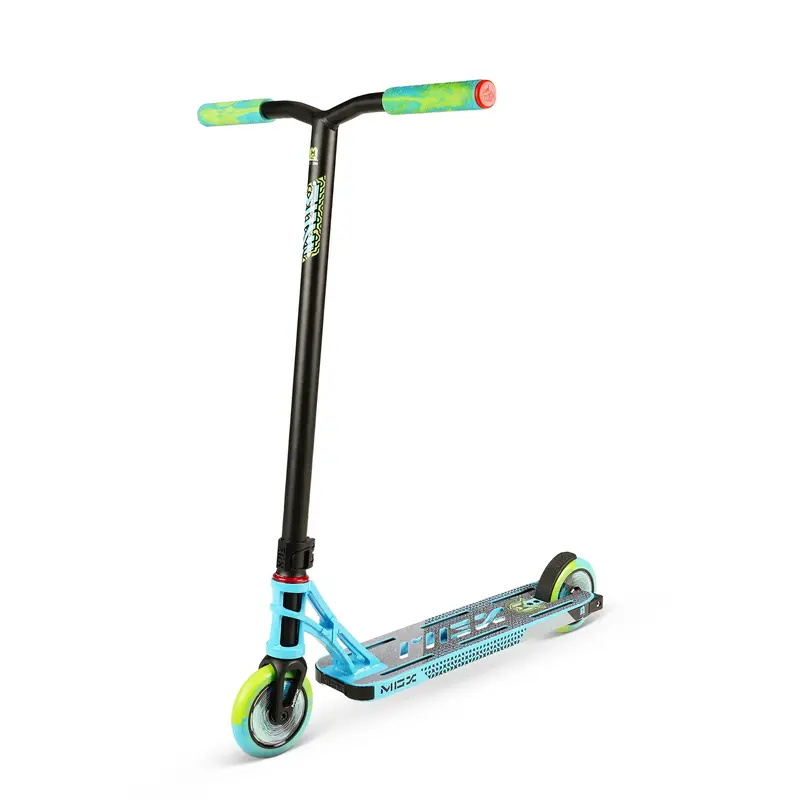 MADD GEAR MGX P2 Freestyle Stunt Scooter - Blue/Green