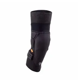 FOX Fox Launch Knee Guard Black -