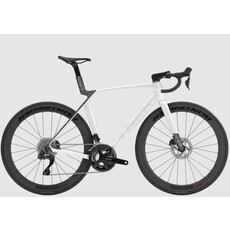 Trek 2026 Madone SL 6 Gen 8-Gloss Crystal White/Matte Deep Smoke