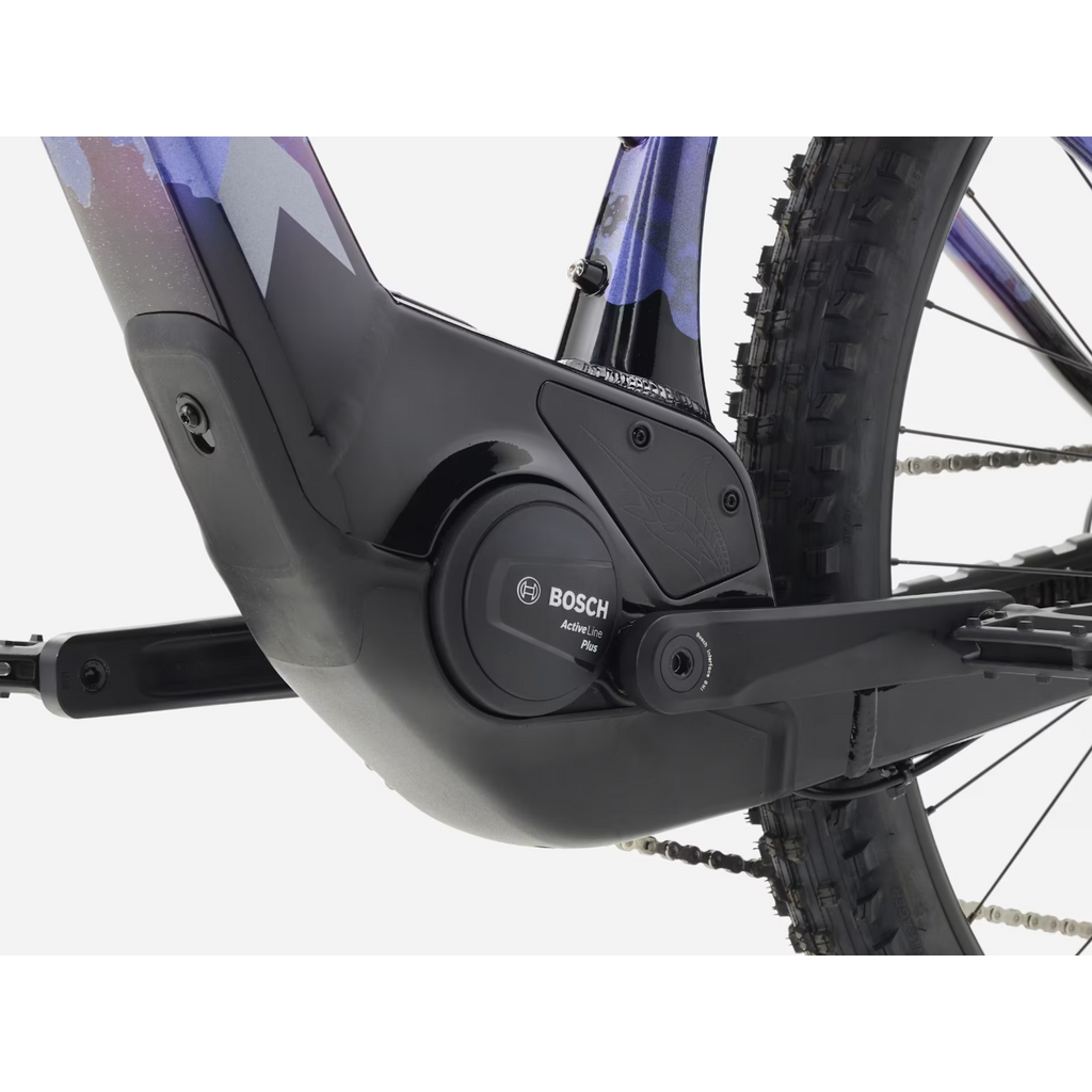 Trek 2026  Marlin+ 8  Purple Flip to Black Fade Medium