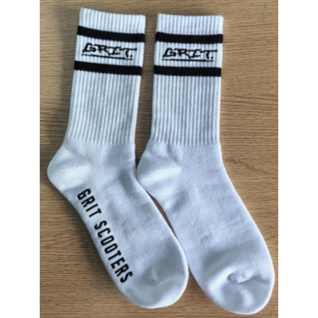 Grit Grit Socks White