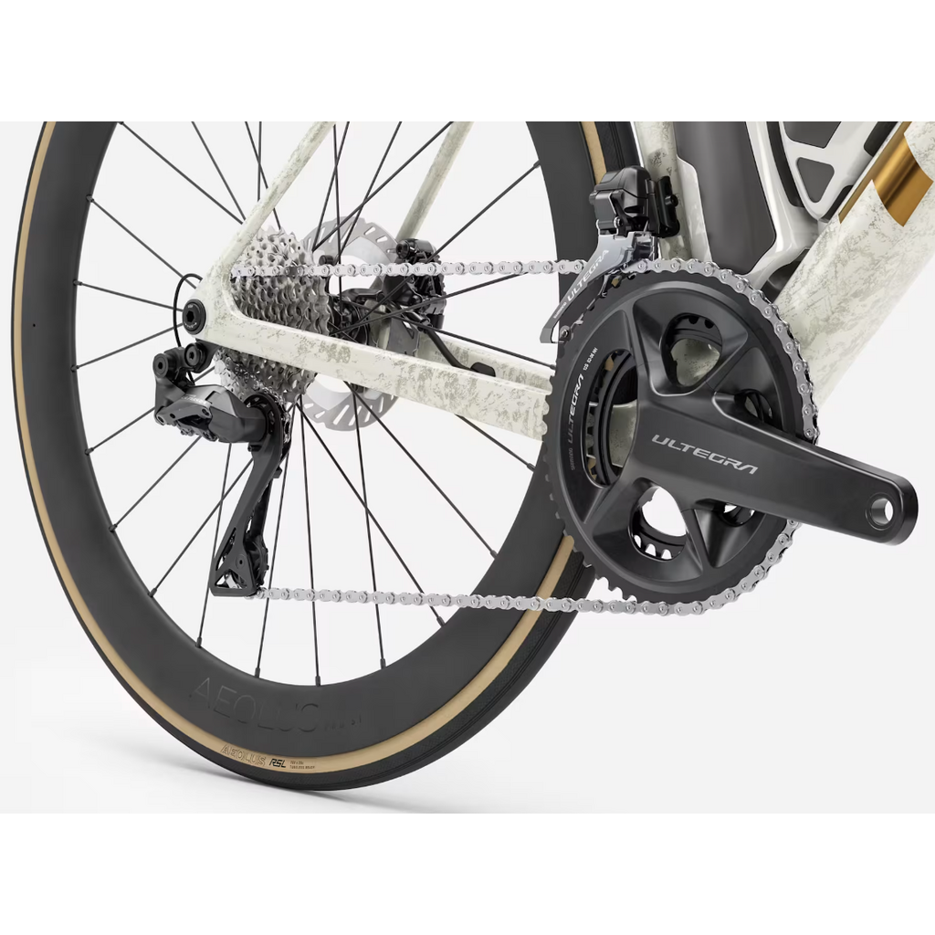 Trek 2026 Madone SLR 7 Gen 8  Era White/Supernova Marble