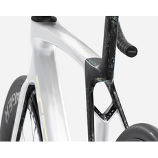 Trek Trek Madone SL 7 Gen 8 Gloss Crystal White/Matte Deep Smoke M/L