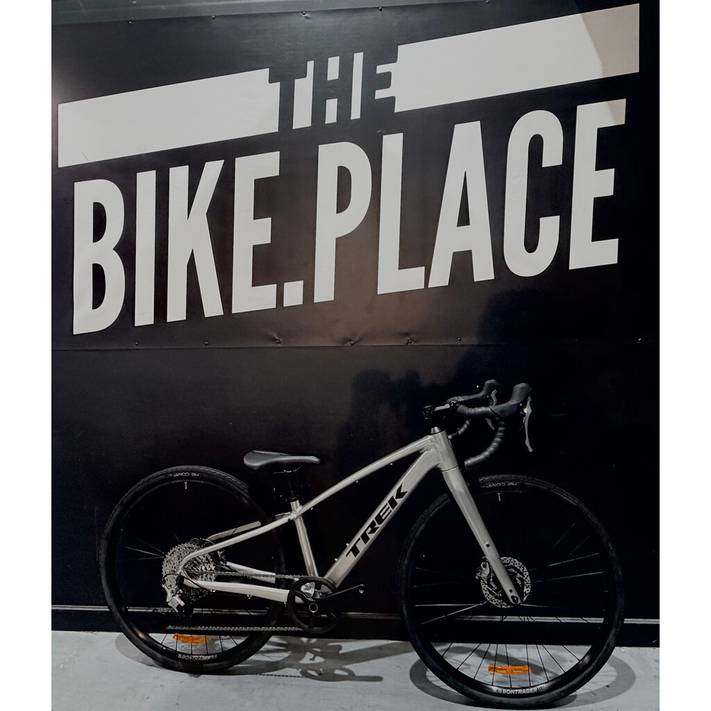 Trek 2026 Trek FX 3 Stepover Gen 4-Luna Silver Custom Gravel