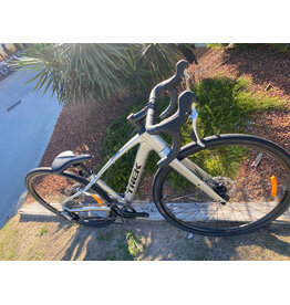 Trek 2026 Trek FX 3 Stepover Gen 4-Luna Silver Custom Gravel