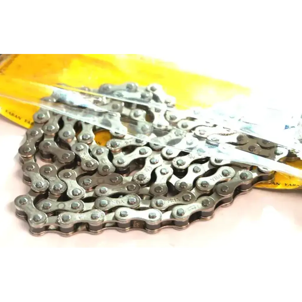 YBN CHAIN 1/2 x 1/8 x 112L, Single Speed, SILVER & SILVER (YBN S-410)