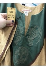 Cloak and Dagger Creations J686 - Caramel Brown Short Sleeve Linen Tunic, Forest Green Yoke w/ Winged Dragon & Tree of Life Embroidery, Brown Edging