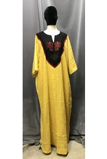 Cloakmakers.com G1122 - Yellow Linen Long Tunic w/Pockets XXXL, Black Collar Embroidered w/Wolves and Celtic Square Knot