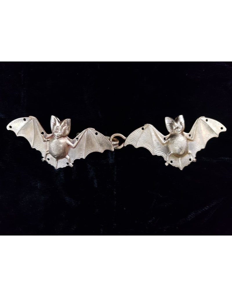 Cloakmakers.com Bats Cloak Clasp - Raw Bronze