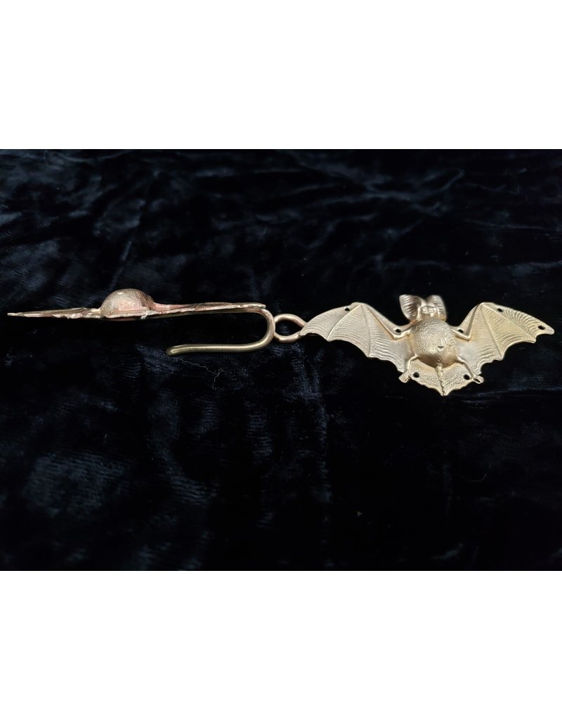 Cloakmakers.com Bats Cloak Clasp - Raw Bronze