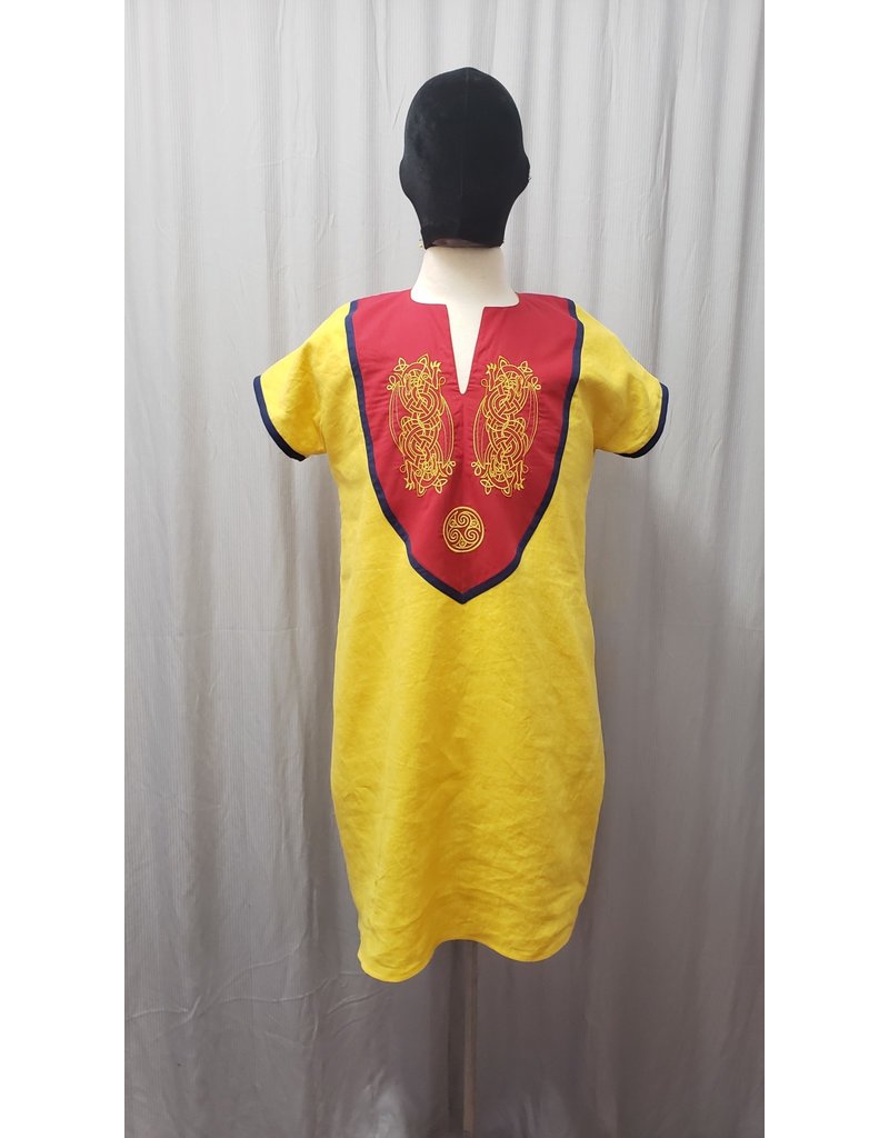 Cloakmakers.com J801 - Yellow Short-Sleeved Linen Tunic w/ Knotwork Dragons on Red Yoke