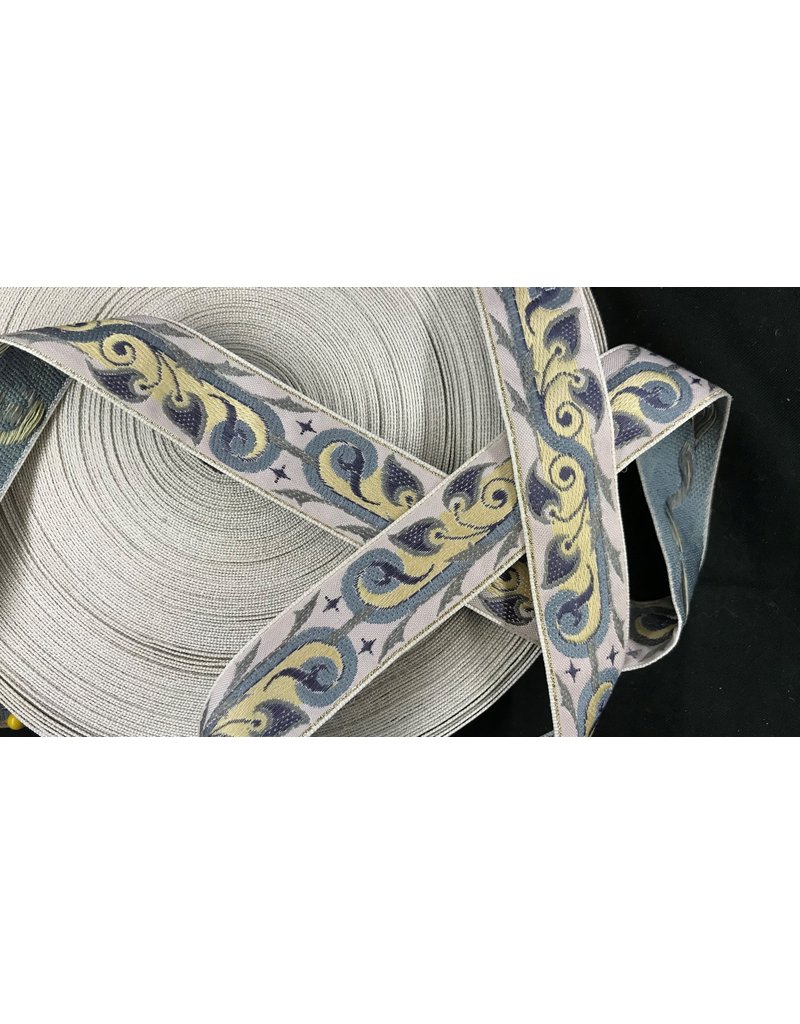 Cloakmakers.com Rivendell Leaf Faerie Trim - Greys and Yellow on Pink