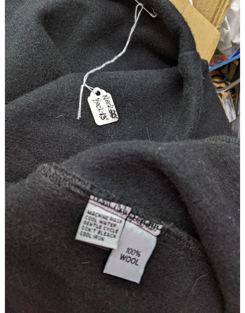 Cloakmakers.com H418 - Washable Black 100% Wool Hooded Cowl