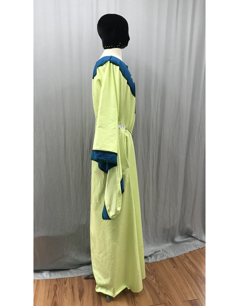 Cloakmakers.com G1184 - Light Green Gown w/Green Dragons Embroidered on a Teal Collar, Teal Sleeve Edges.