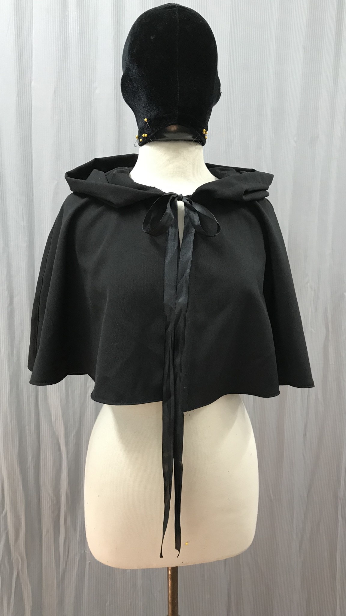 unused Cotton GAS CAPE コートブラック 3 UNUSED] Cotton GAS CAPE. – MaW SAPPORO