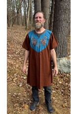 Cloakmakers.com J859 - Brown Cotton Short Sleeve Tunic w/ Wolf & Knot Embroidery on Teal Collar