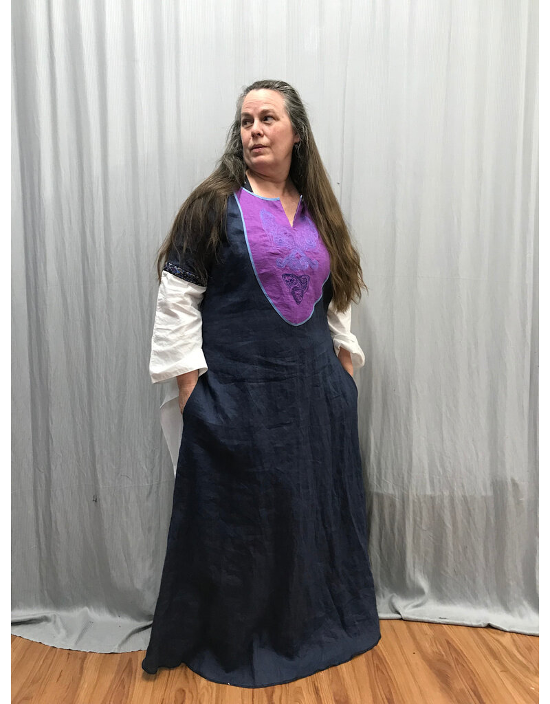 Cloakmakers.com G1188 - Washable Navy Blue Linen Gown w/ Triple Cat Embroidery