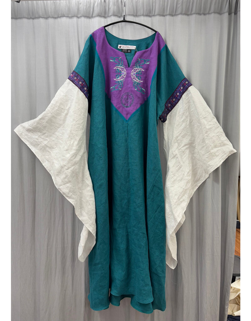 Cloakmakers.com G1191-Washable Teal Linen Gown w/Elven Moon Embroidery