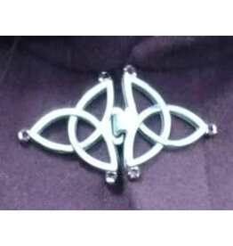 Cloakmakers.com Pewter Trinity Triquerta Medium Clasp