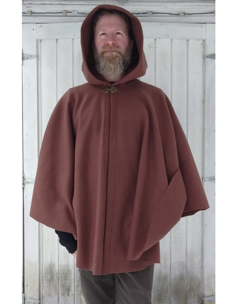 Cloakmakers.com 5578-Washable Light Brown Fleece Cloak w/ Antiqued Bronze Tone Clasp