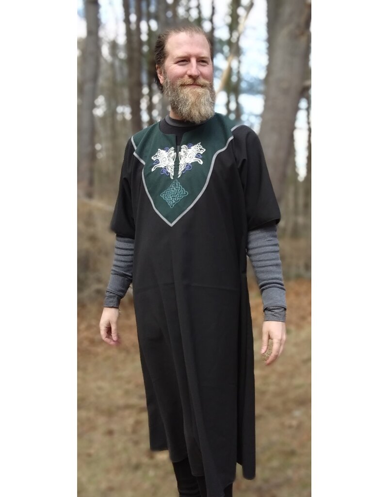 Cloakmakers.com J878-Washable Black & Green Wool Blend Tunic w/ Wolf Embroidery