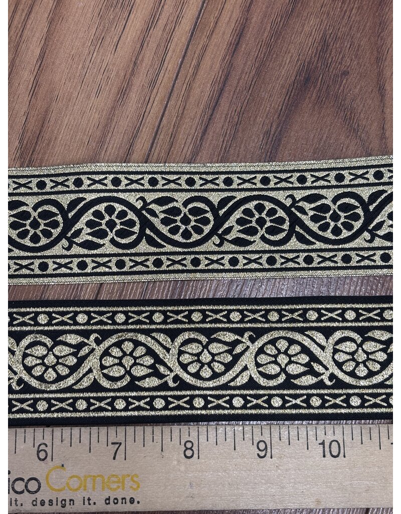 Cloakmakers.com 7 Petal Vine Trim - Gold on Black
