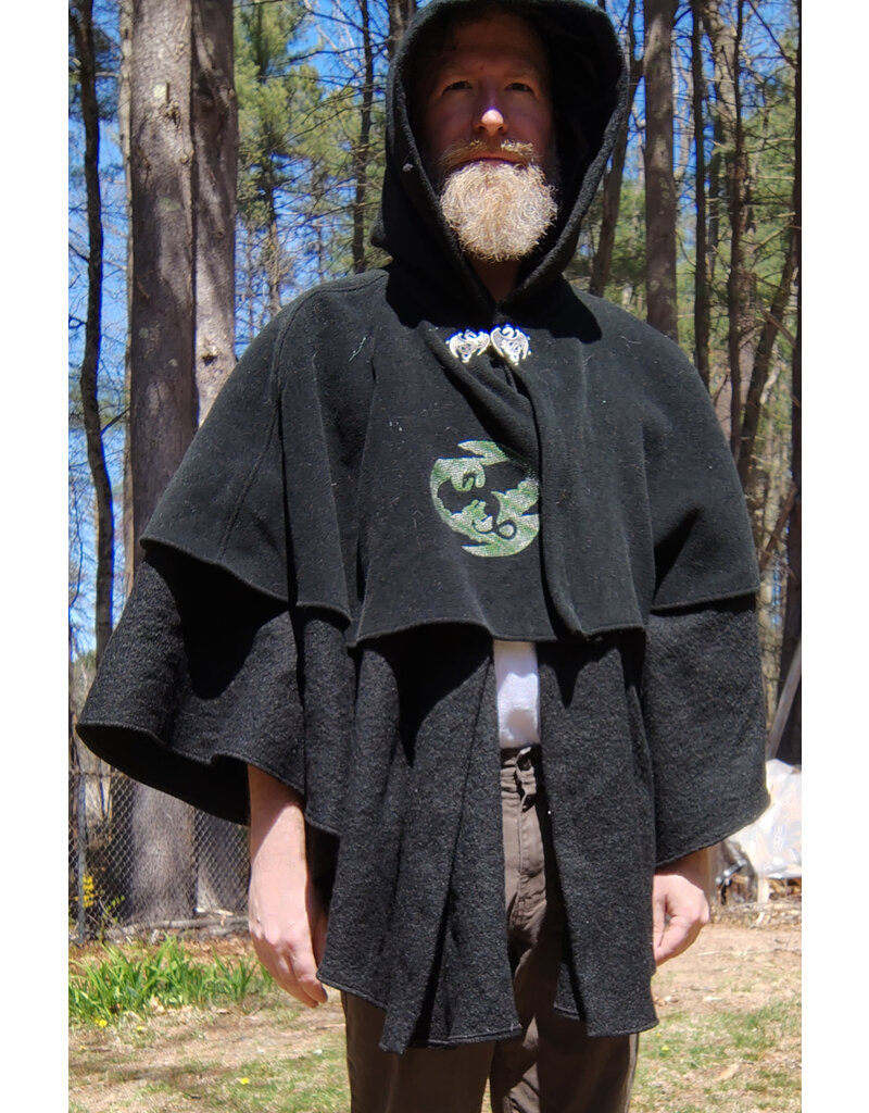 Cloakmakers.com 5673-Washable Black Wool Cloak w/Green Dragon Embroidery & Mantle