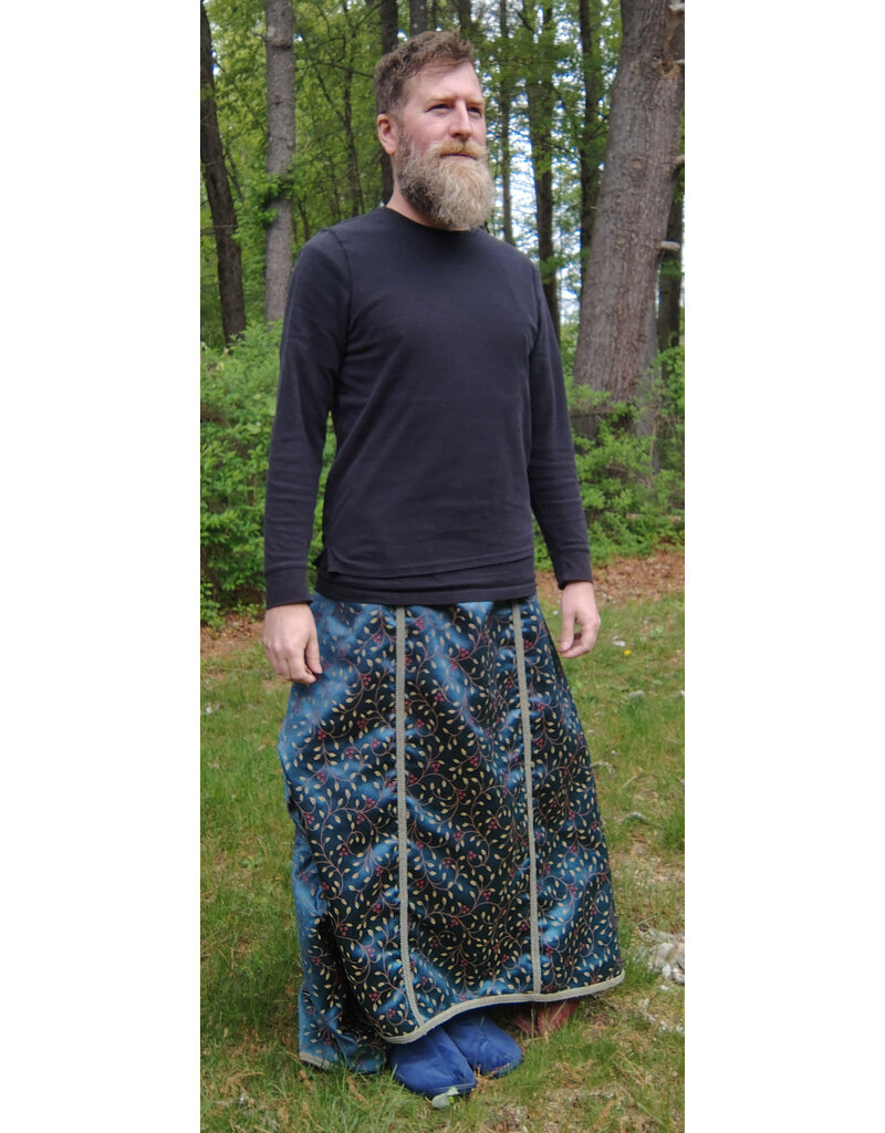 Cloakmakers.com K510-Blue Ivy Hi/Lo Skirt w/ Adjustable Waistband