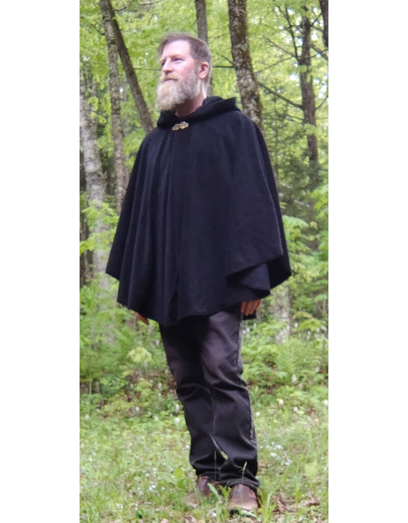 Cloakmakers.com 5692-Washable Black Fleece Ruana Cloak w/ Bronze Tone Clasp
