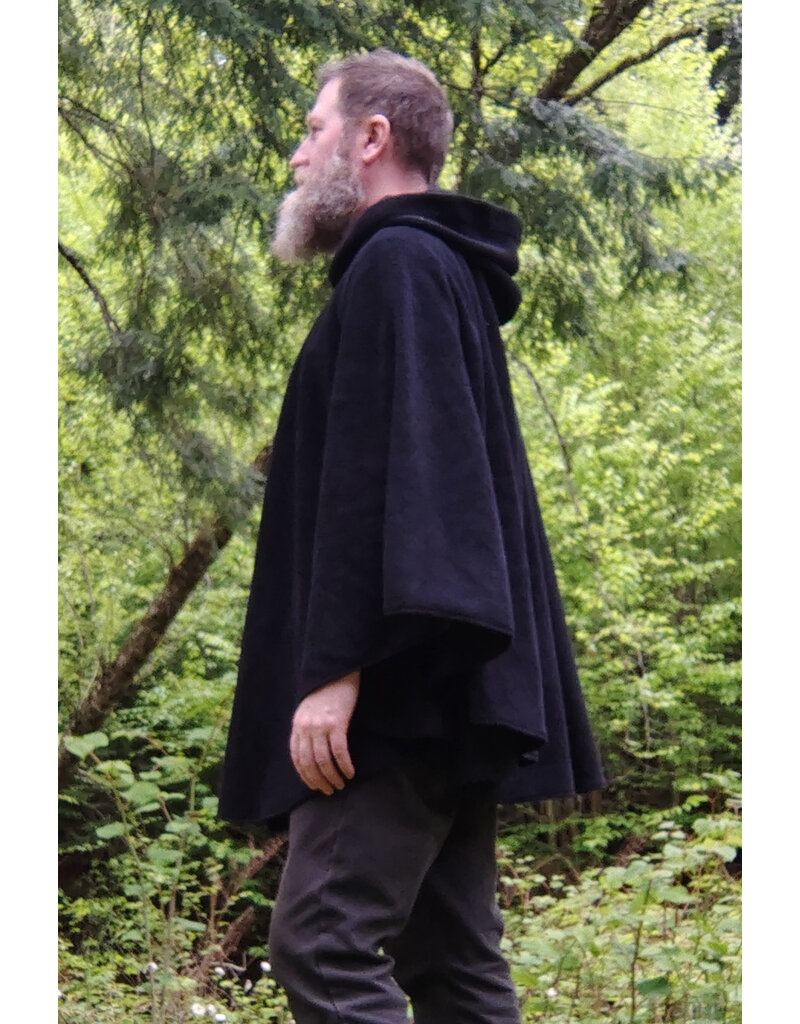 Cloakmakers.com 5692-Washable Black Fleece Ruana Cloak w/ Bronze Tone Clasp
