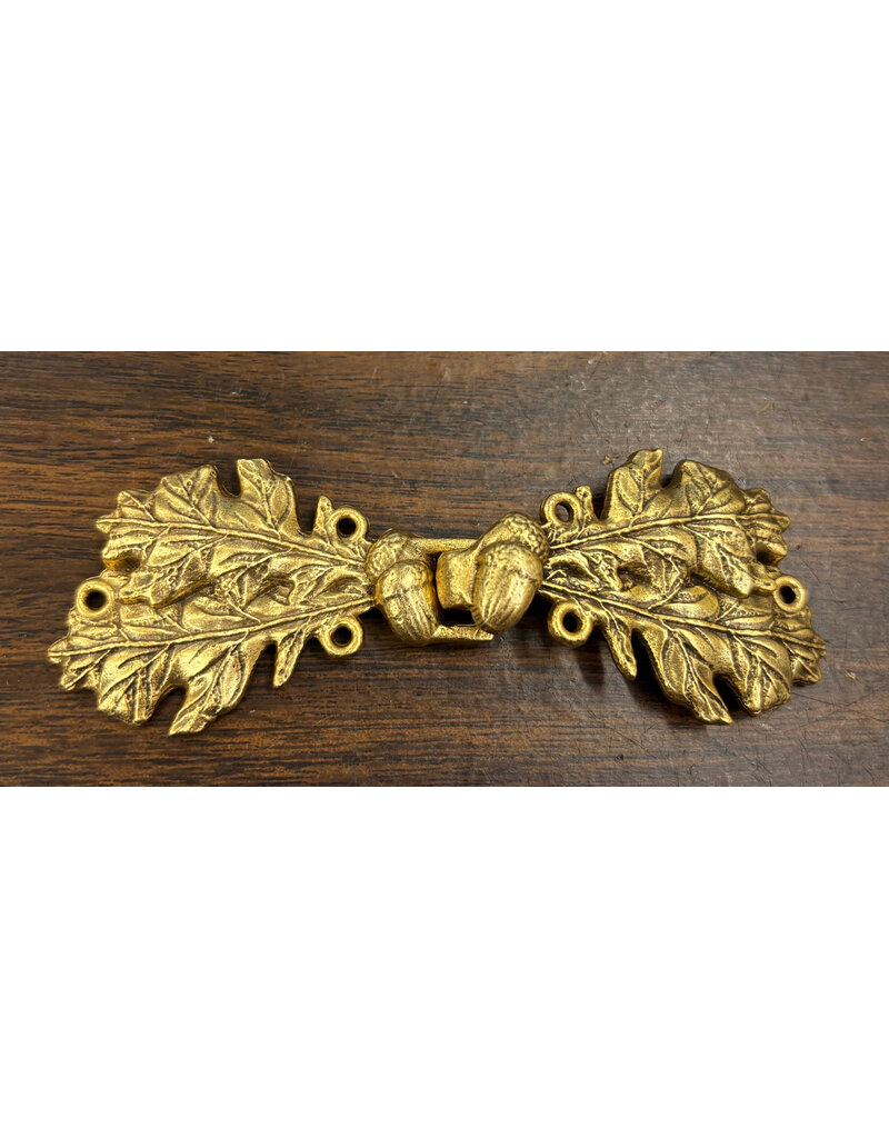Cloakmakers.com Oak Double w/Acorn Small Pewter Clasp - Brass Plated