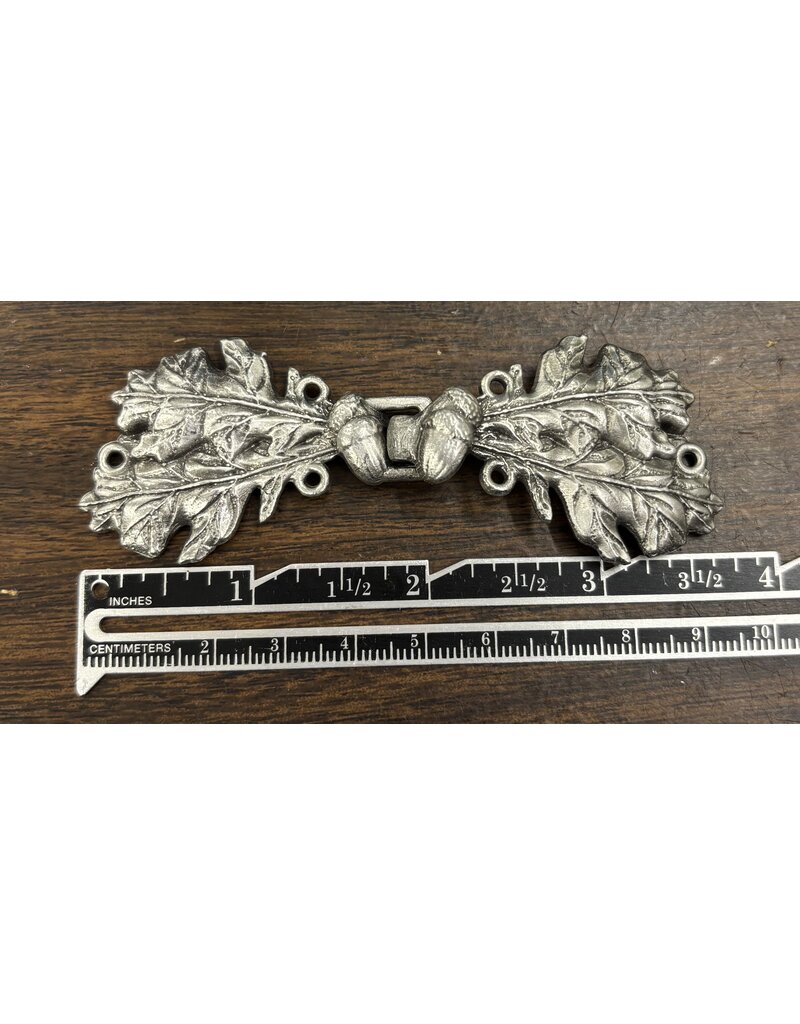 Cloakmakers.com Oak Double w/Acorn Small Pewter Clasp
