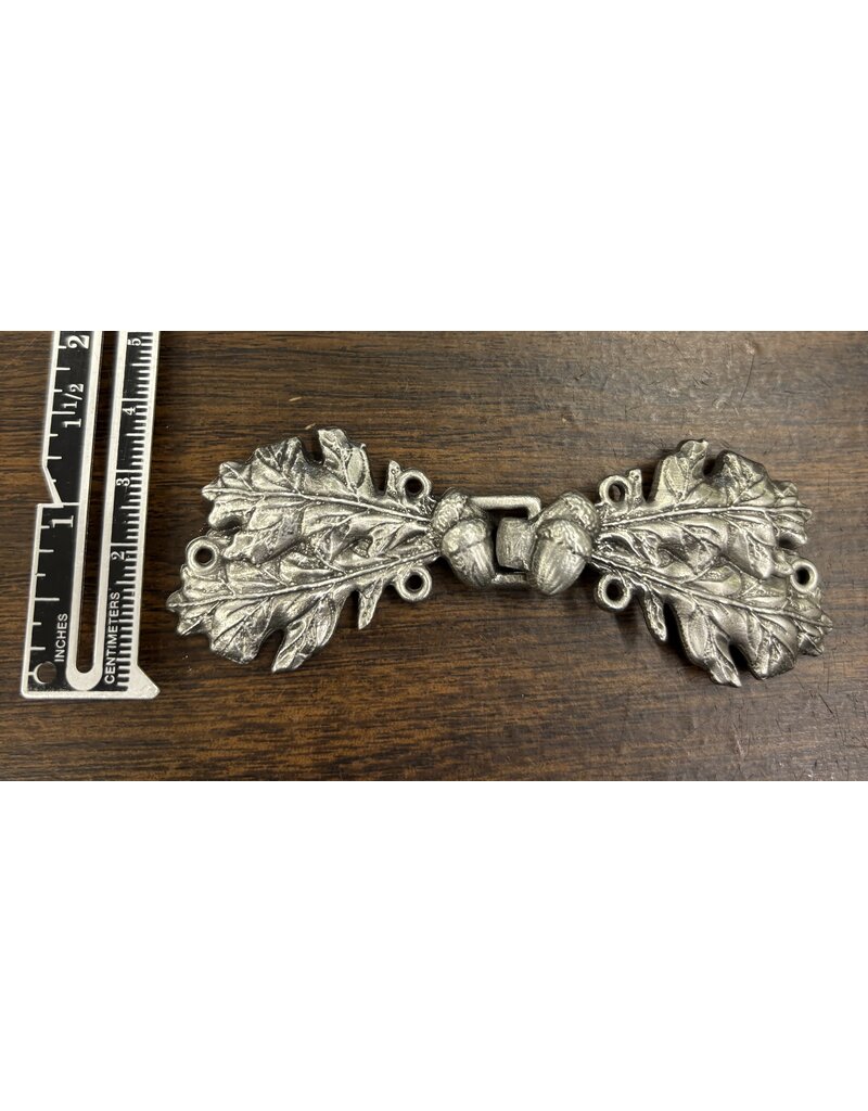 Cloakmakers.com Oak Double w/Acorn Small Pewter Clasp