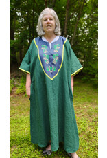 Cloakmakers.com G1194-Unisex Green Linen Tunic, Washable, w/Hops Embroidery & Pockets