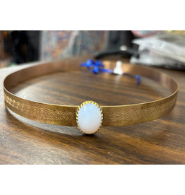 Cloakmakers.com White Oval Stone on Spiral Center Band - Hermia