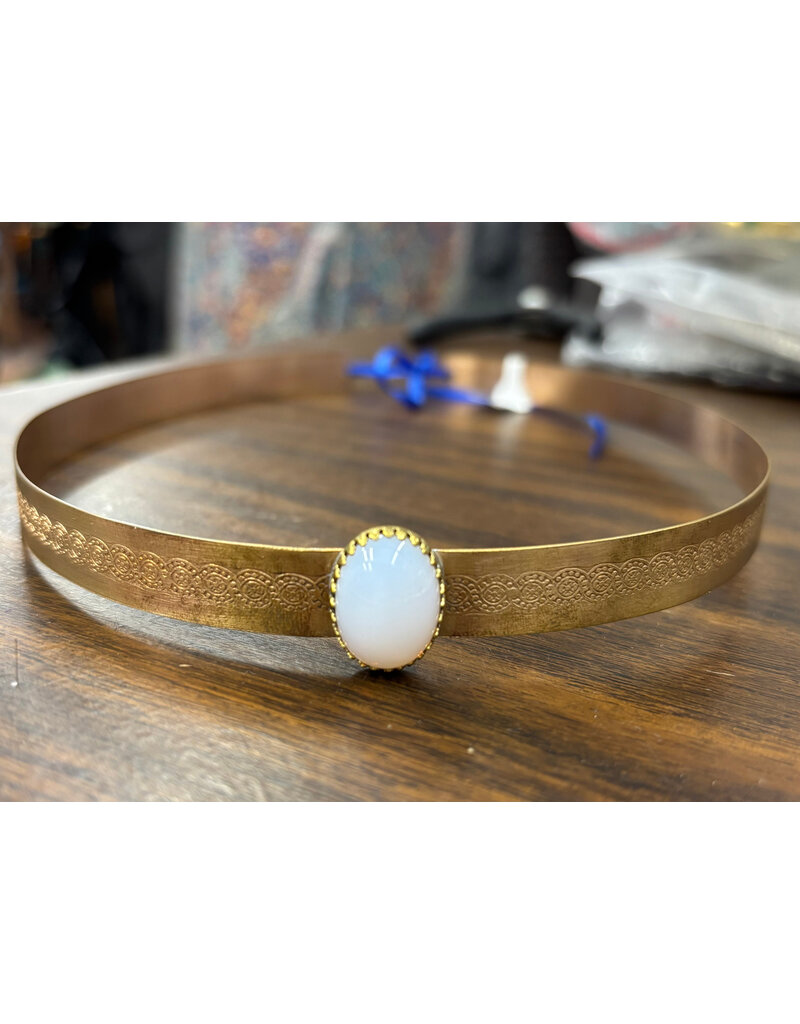 Cloakmakers.com White Oval Stone on Spiral Center Band - Hermia