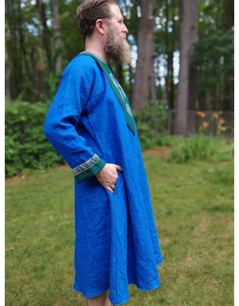 Cloakmakers.com J898-Washable Blue Linen Tunic w/ Seahorse Embroidery