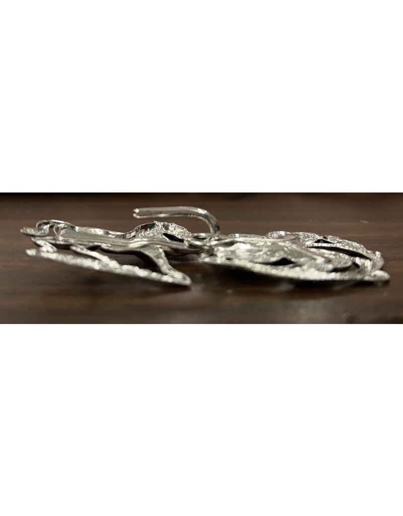 Cloakmakers.com Horse Prancing & Shamrock Clasp - Silvertone Plated