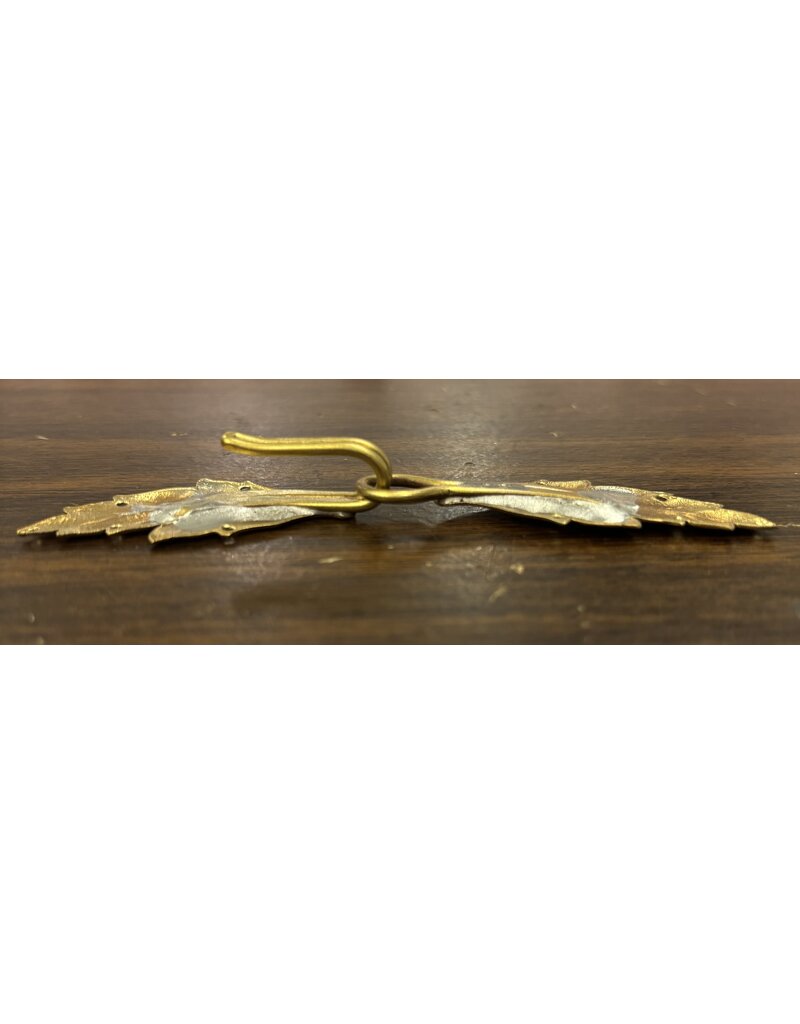 Cloakmakers.com Leaf Double Curved Cloak Clasp - Jewelers Brass