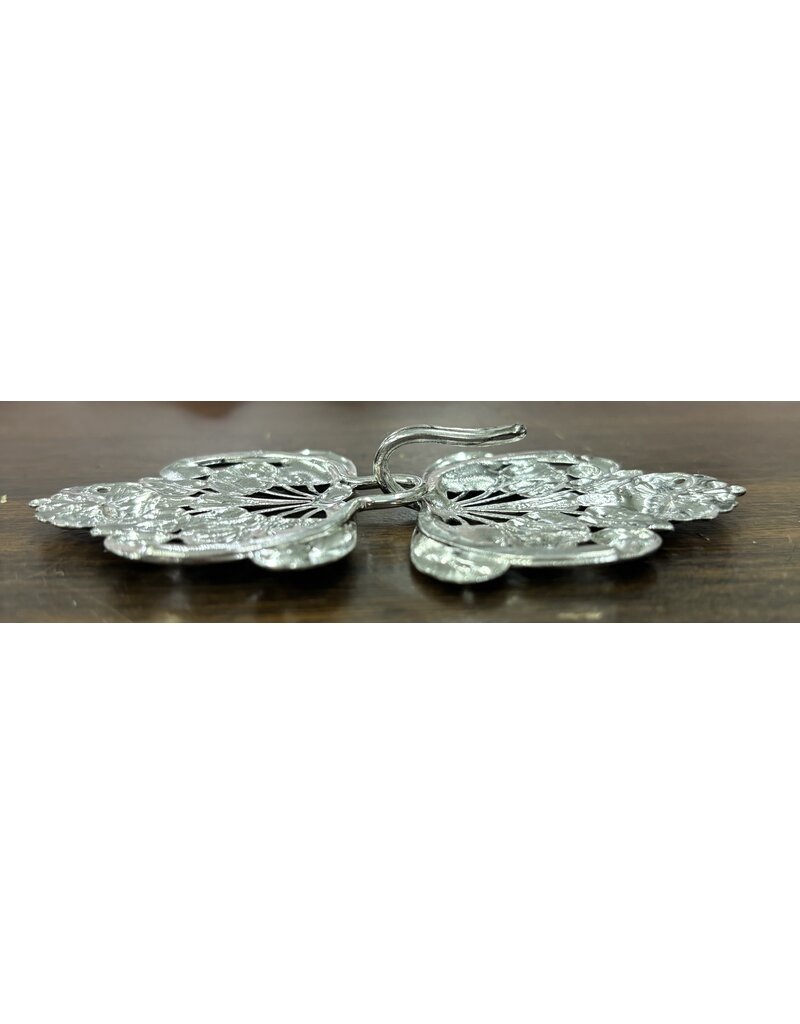 Cloakmakers.com Trumpet Flower Cloak Clasp - Silver Tone Plated