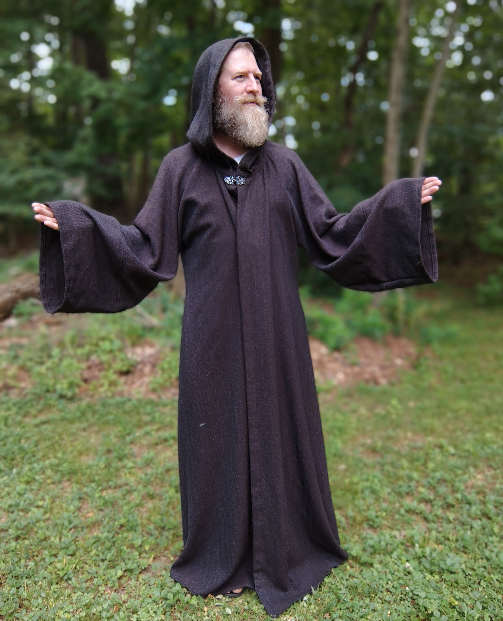 R562-Washable Brown Wool Blend Jedi Robe w/ Pockets - Cloak