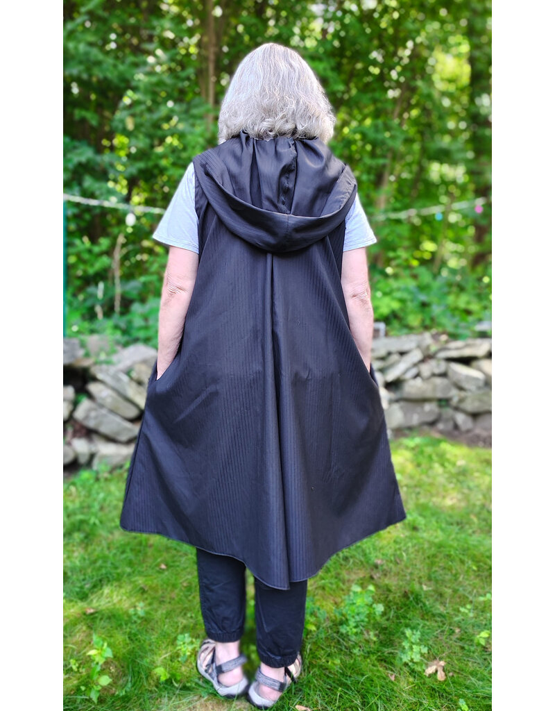 Cloakmakers.com J906-Washable Lightweight Dull Black Hooded Vest w/ Pockets & Pinstripes