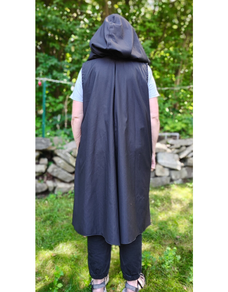 Cloakmakers.com J906-Washable Lightweight Dull Black Hooded Vest w/ Pockets & Pinstripes