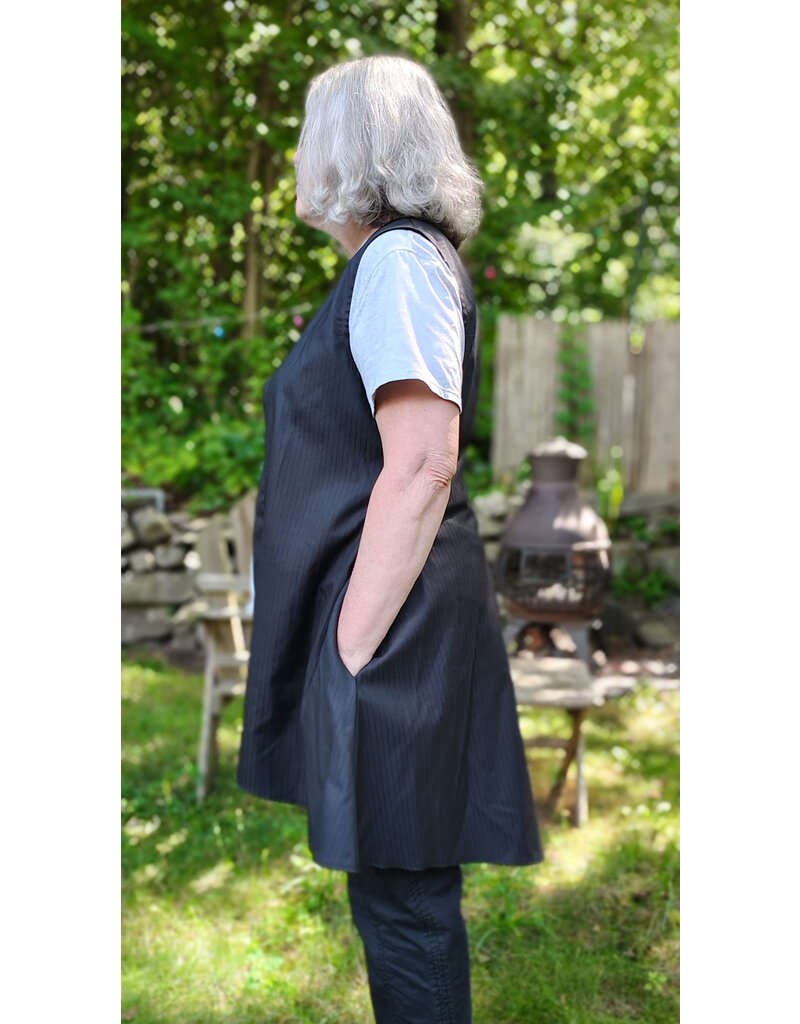 Cloakmakers.com J907-Washable Lightweight Dark Navy Pinstripe Vest w/ Pockets