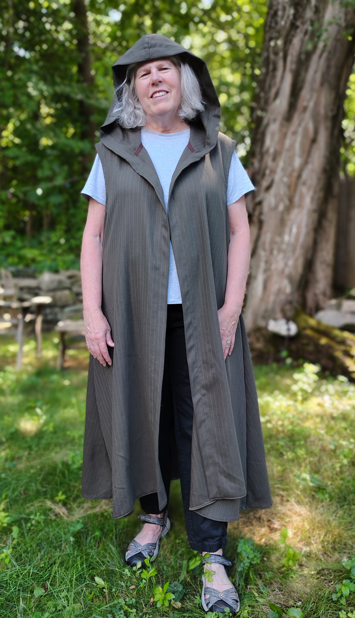 トップス WOOL GABARDINE HOODED VEST WOOL GABARDINE HOODED VEST Wool Hooded Vest — Ramshackle Homestead