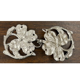 Cloakmakers.com Shamrock Cloak Clasp - Silvertone Plated